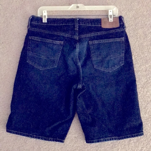 MEN’S signature Levi Jean shorts - Picture 2 of 3
